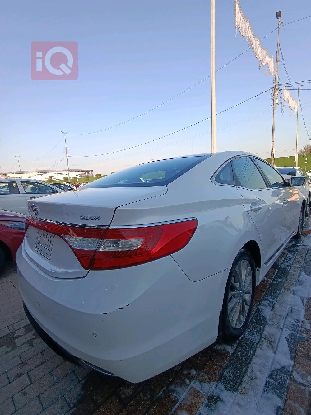 هيونداي أزيرا
